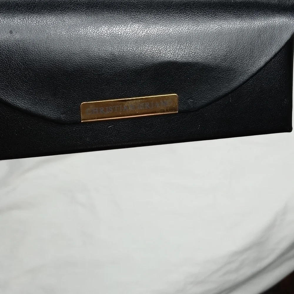 Christian Siriano3 piece glasses cases with one glasses wipe